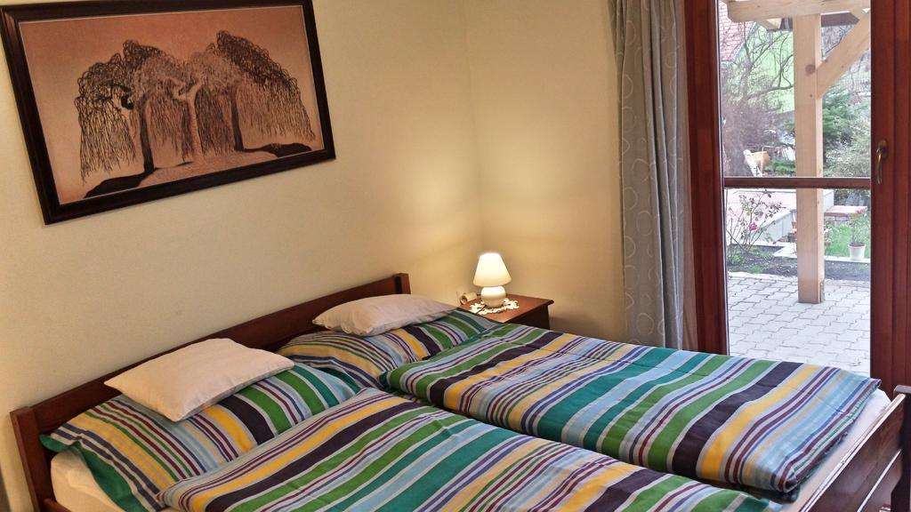 Virag Apartmanhaz Sopron Bagian luar foto