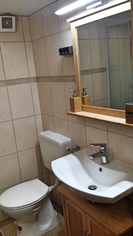Virag Apartmanhaz Sopron Bagian luar foto